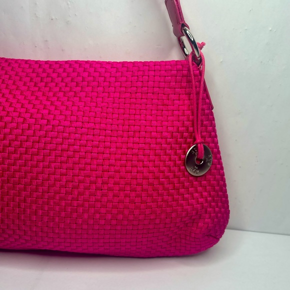 The Sak Woven Pink Fuchsia Cotton Silver Charm Zip Shoulder Bag NWOT - Picture 2 of 13